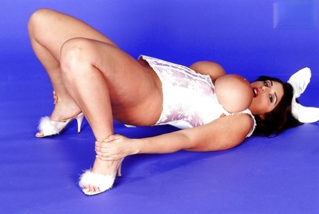 estella bbw nude galleries