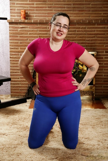 moms with hairy chubby pussies pornos pictures