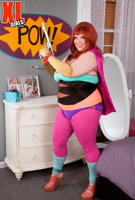 pink haired bbw free naked pics