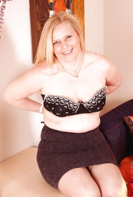 j mac bbw art naked archive