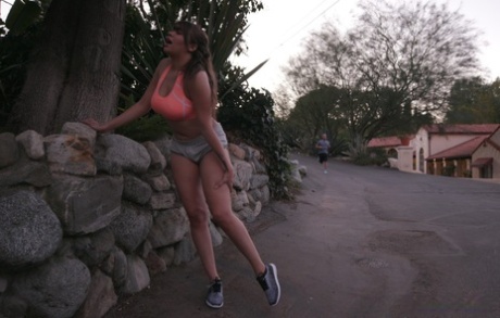curvy amateurs hot nude images