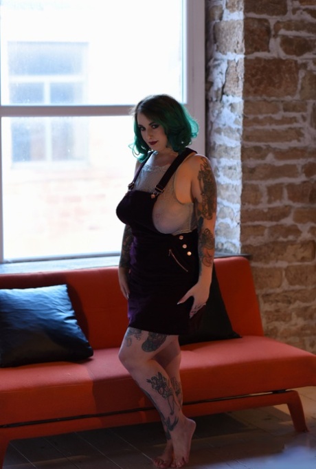 bbw in tight clothes porn img