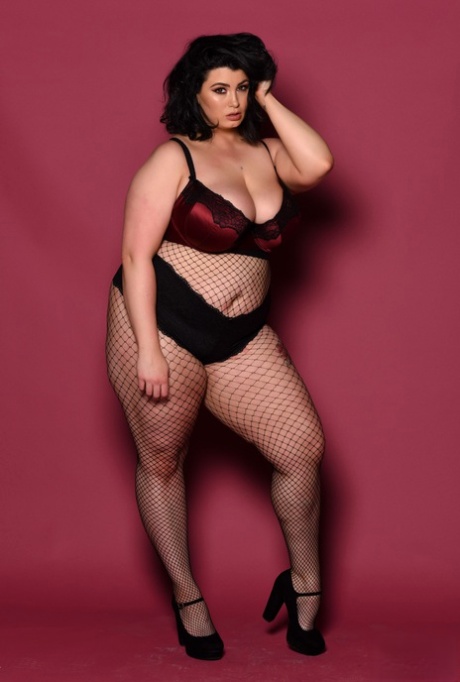 bbw whore freelancer singapore art nude images