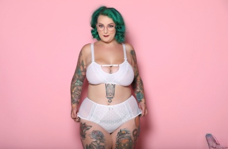 curvy latina lingerie hot sex picture