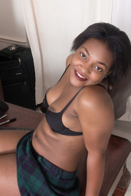 audition tape with really sweet and curvy chick best picture