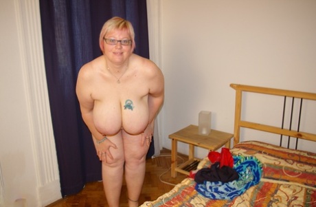 old bbw granny showing off sexy xxx img
