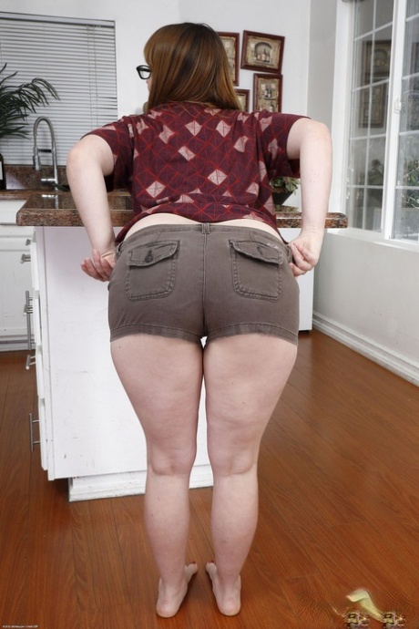 fat amateur anal free naked photos