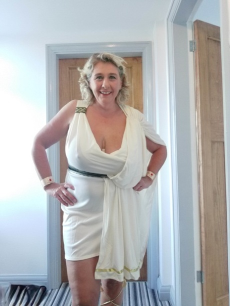 bbw mexican interracial sexy nude photo