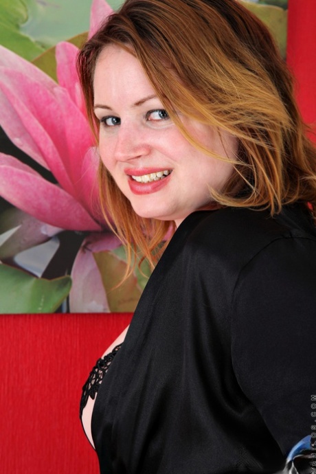 fat girls tribbing erotic photo
