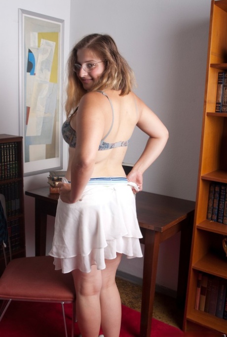 fat ass twerk solo art nude archive