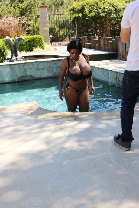 native american bbw amateur sticks a bottle in her pussy hot xxx image