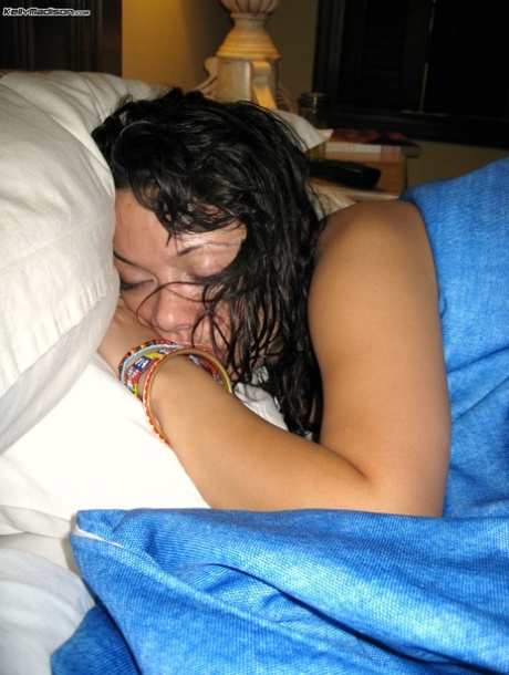fat mixed girl naked img