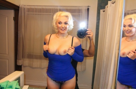 fleshly teens service a thick dark shaft sexy nudes pictures
