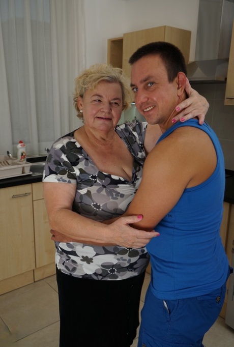 plump coed christine getting fucked by a geek adult img