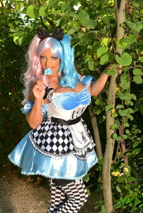 fat queen hot sex photo