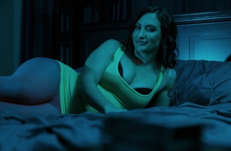 hairy bbw stepmom free naked photos