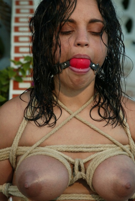 bbw milf squirt nude image