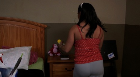 big ass ebony teen cheats on her husband free nude image