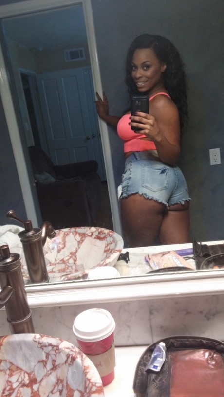 small dick fucks fat ass beautiful nude photo
