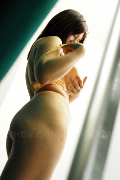 casting curvy venus hd photos