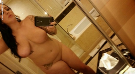 thick lesbian ass licking best pics