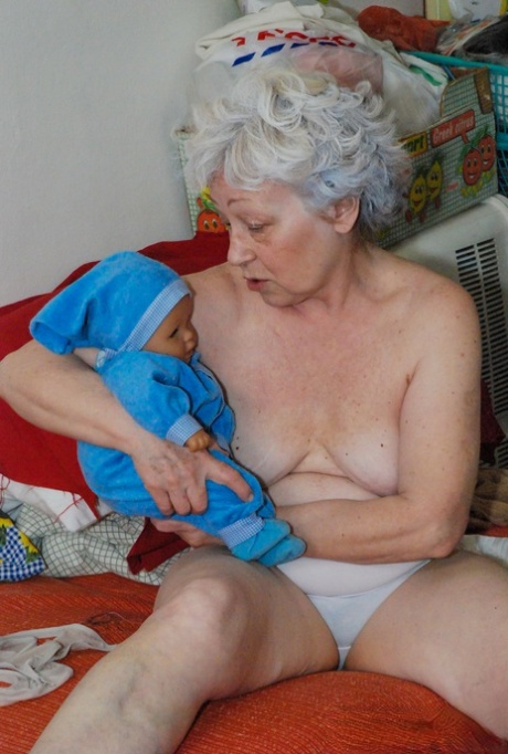 bbw desperate poop beautiful photo