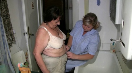 chubby girl skinny jeans pornos pic