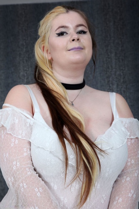 fat guy facesitting hot xxx gallery