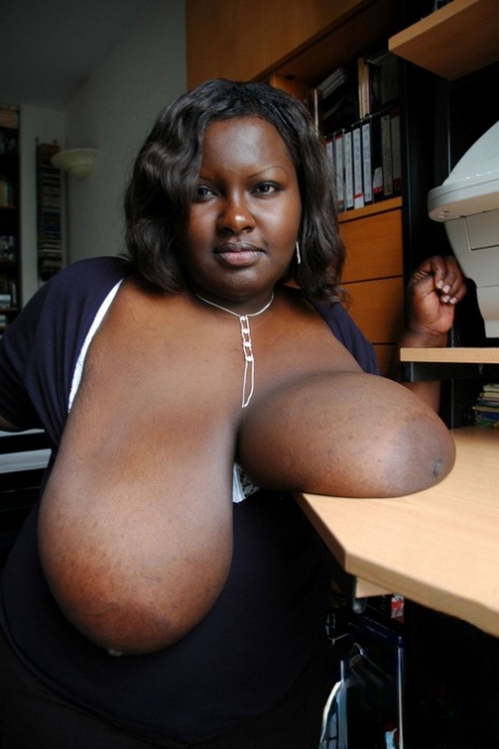 fat bottom girls remake porno pics