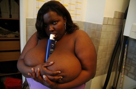 white bbw pussy play hd pics