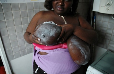 black amateur couple bbw hot nude photo