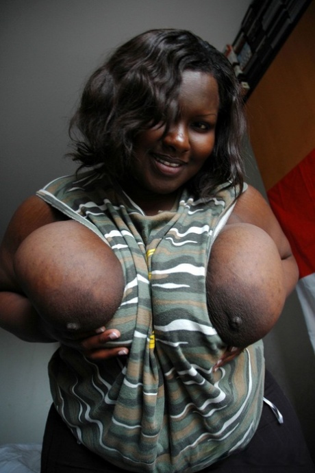 fat ass black mature women free nude pictures