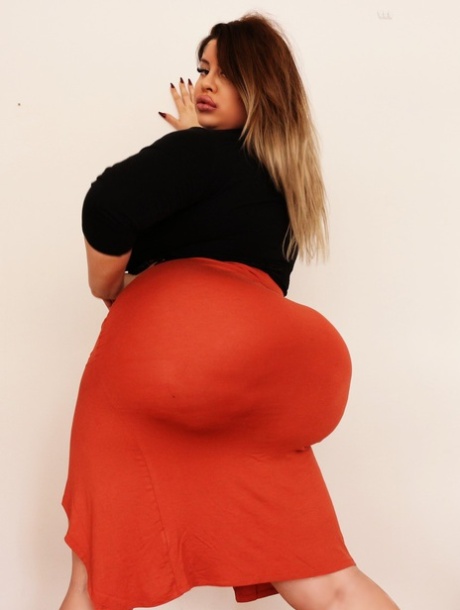 curvy cum inside art xxx photos