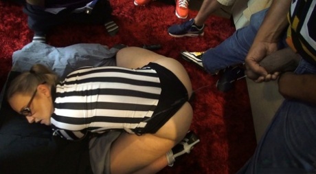 thick blonde bent over xxx img
