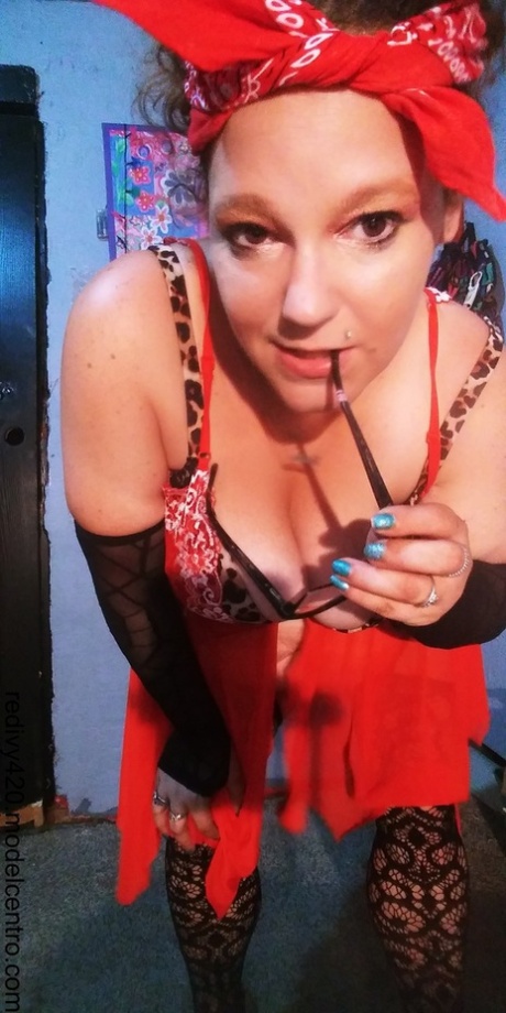 chubby girl doing titjob free porn photos
