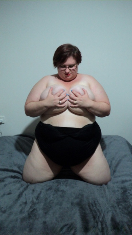 several amateurs self shot amateur softcore big ass nude sexy nude photo