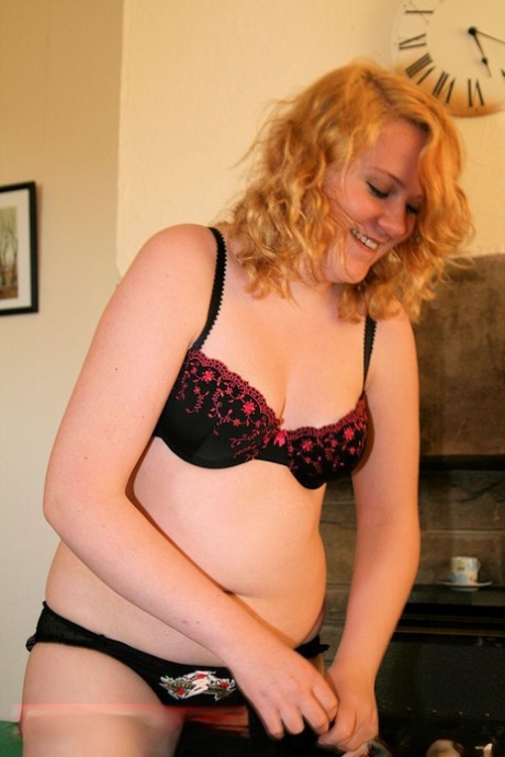 bbw lesbian trampling free sexy img