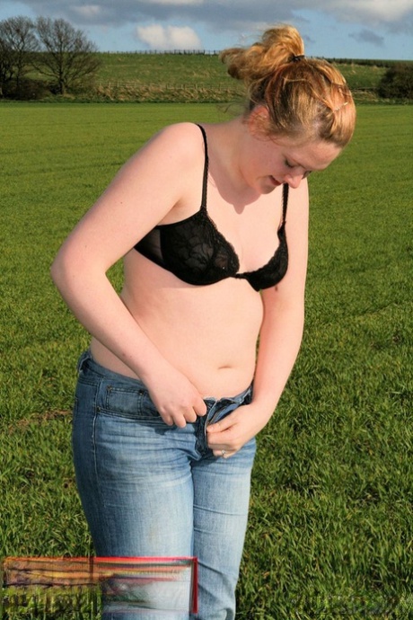 thick tissue clit hood hd image