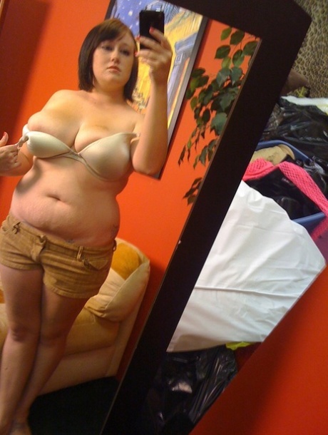 curvy jules anal sexy nude images