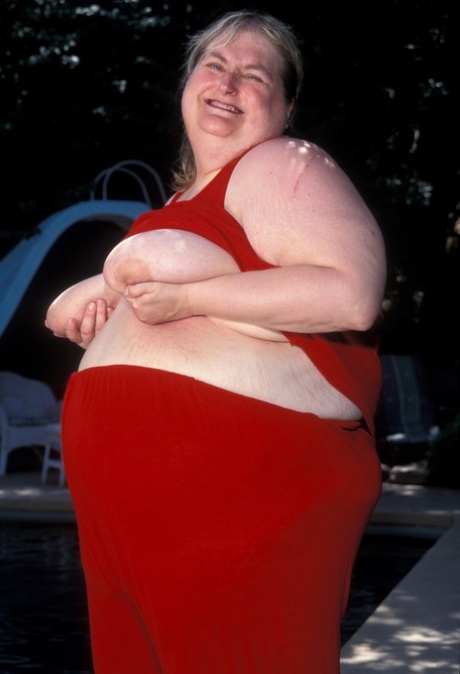 bbw running naked free xxx pic