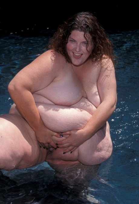 ssbbw pear bottom n moe beautiful naked pics