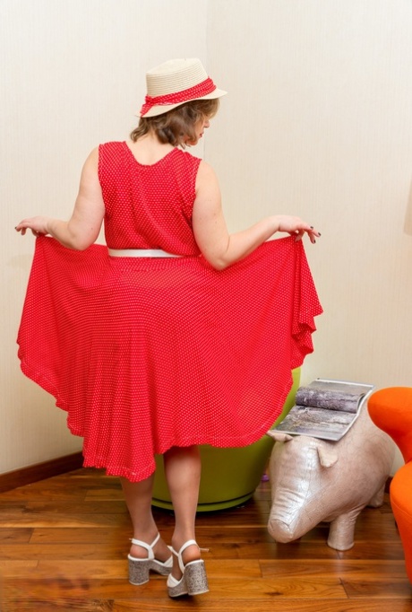 photos from big ass women art porn gallery