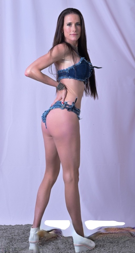 curvy preggo pornos photo