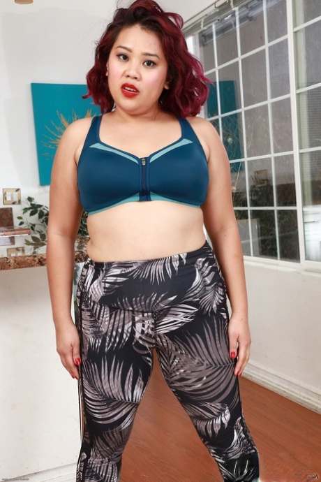 amatuer chubby milf hidden camera free pics