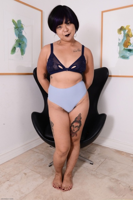 bbw hotwife ravz gives slow and sensual blowjob perfect pictures