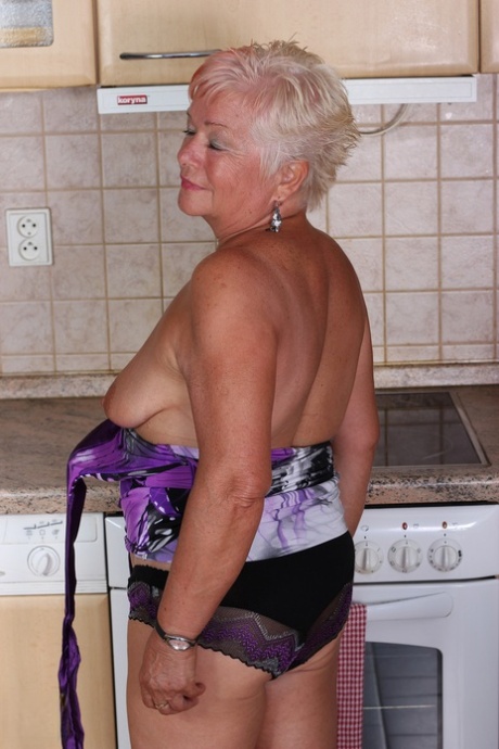 tall bbw lift sex images