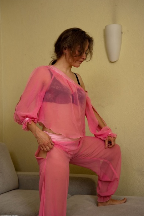 di devi is so hot with her thick bush beautiful images