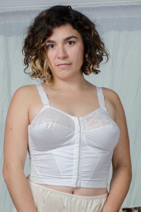 thick girl wrestling porno galleries
