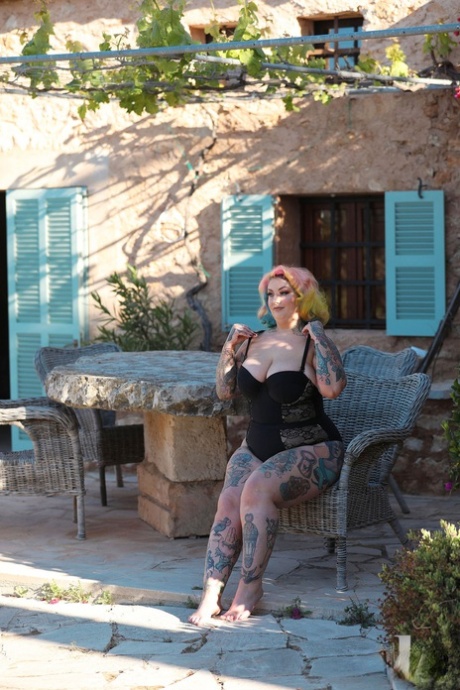 chubby gallery porn teen nudes image
