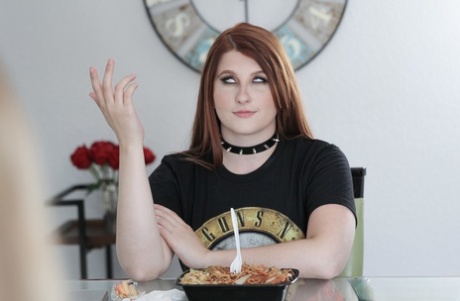 fat roll hot sexy pic